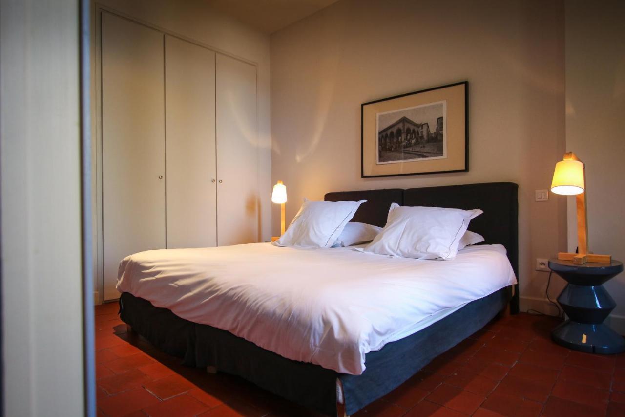 Les Chambres D'Andrea Marseillan  Exterior photo