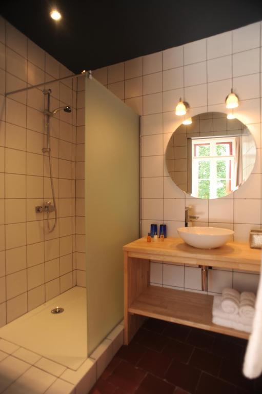 Les Chambres D'Andrea Marseillan  Room photo
